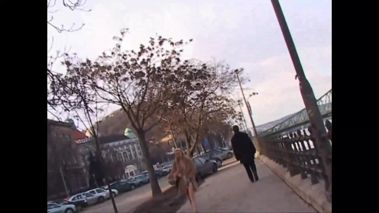 My real dirty life: 거리에서 자위하고 집에서 오럴을 해주는 아름다운 거유 소녀