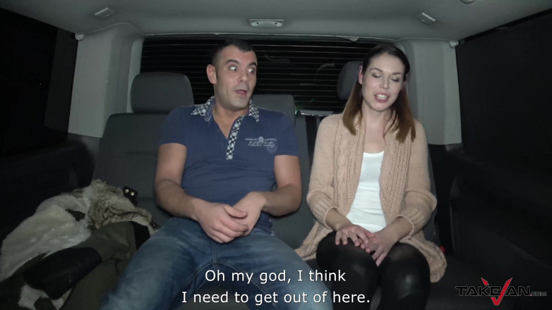 Take Van: Brunetă naivă se fute cu un străin pe care o...
