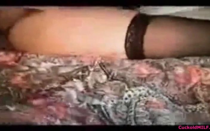 Cuckold MILF: Зрадлива дружина мамка і бик з великим чорним членом - анальні ігри