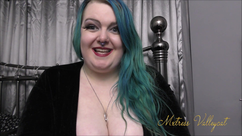 Mxtress Valleycat: Making you into my soy boy flaky bitch