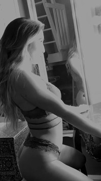 Rachelle Summers Mirror - vídeo do bts