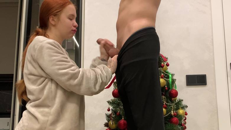 xKeryB: 18letá studentka udělá svého nevlastního bratra dvakrát, než se jejich...