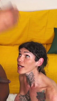 两个大，超级的拉丁美洲壮男在普雷佐特的房子等你参加2026年世界杯