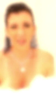 Sara Jay Tachinare cu picioarele la baie