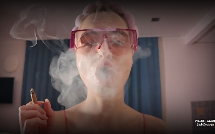 Faith Eros: Rök, stroke, förlora och krympa
