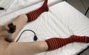 High quality socks: 섹스 머신, 따먹을 수 없는 엉덩이 플러그, 빨간 줄무늬 벌링턴 무릎 하이 양말, 사정