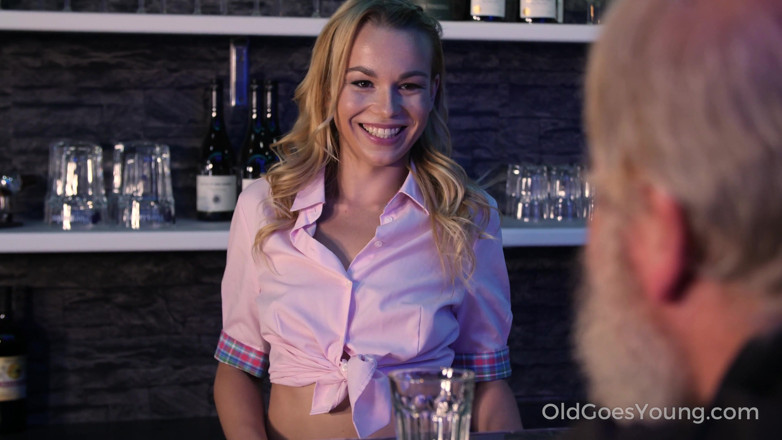 Old Goes Young: Old Man Rewards Barman with His Fresh Sperm