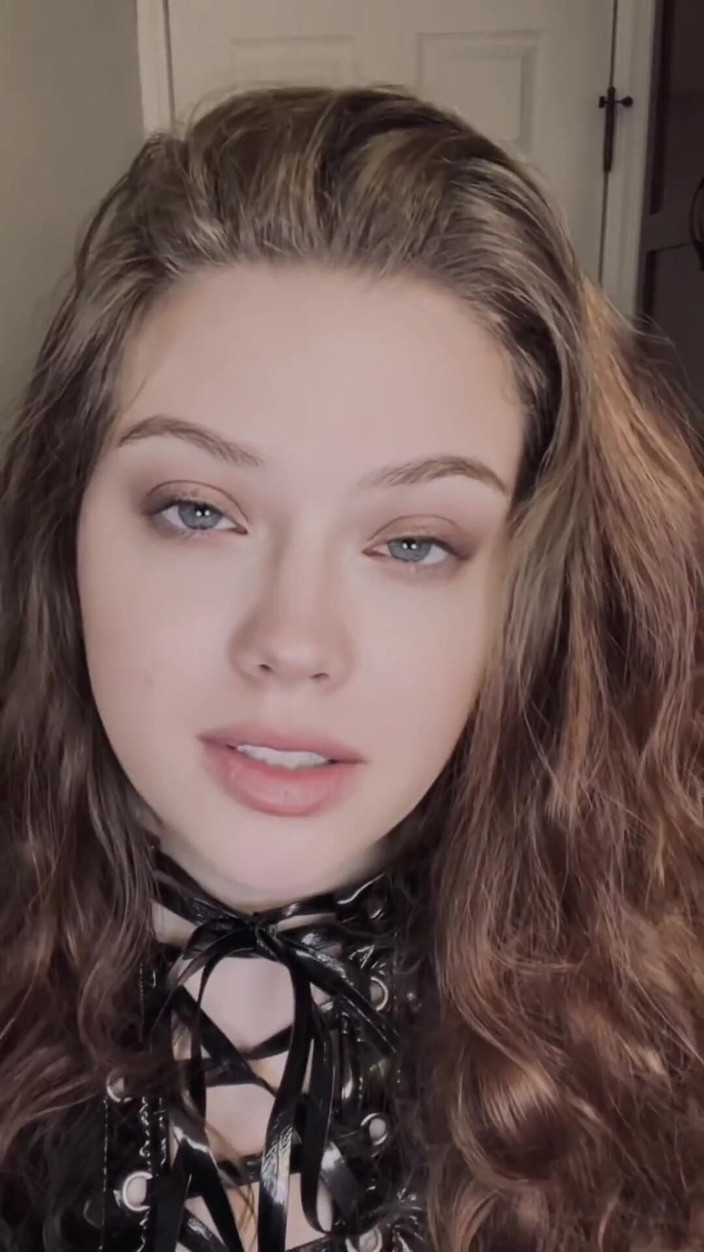 Youdreamgirl123: Femdom En POV: Humilier Mon Ex Cocu, Épisode 3