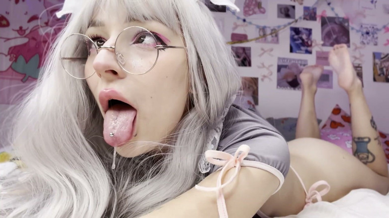 lanalovacutie: Sborra sul mio-ahegao-sbavando-faccia-patrigno
