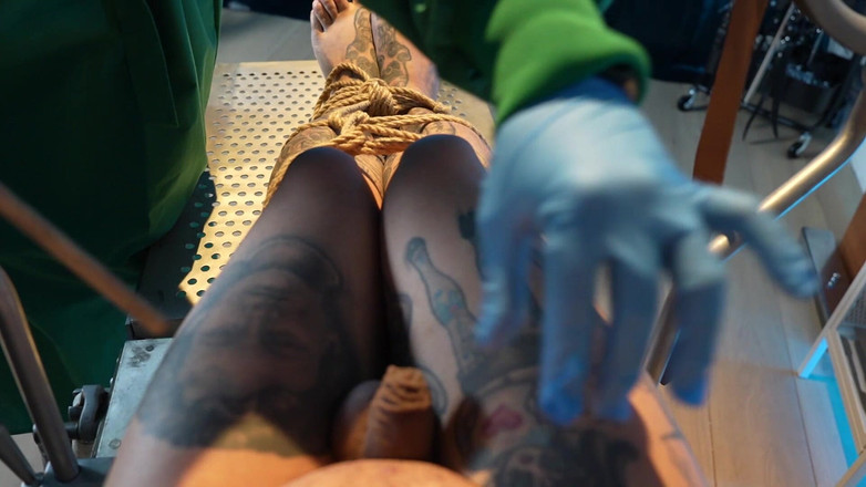 Sadic Sadie: Uzun bir bakış açısı tıbbi fantezi.