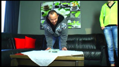 Deutschland porn: Dia mengucapkan selamat tinggal kepada bekas kekasihnya dan pergi dengan...