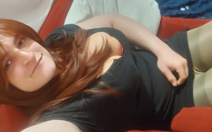 AshleyInHose: Ashley is horny, thinking about getting fucked while touching themself