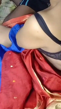 내 하드코어 후배위 스타일 마누라 섹스로 남편을 속이고 빗자루에서 존나 따먹어