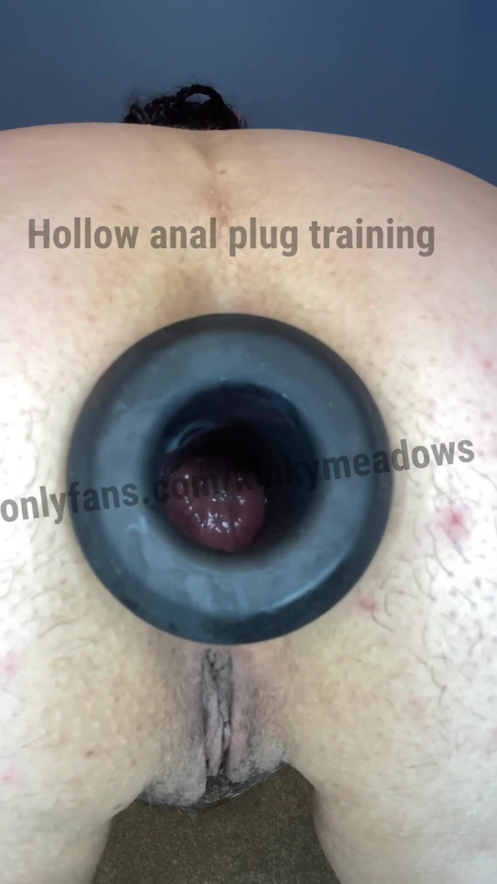 Kinky Midwest Meadows: Hollow Anal Plug Training