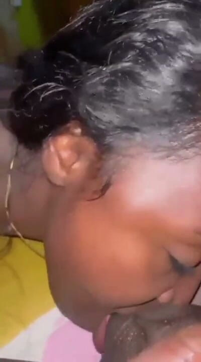 Kakazo shop: She Likes to Suck My Cock