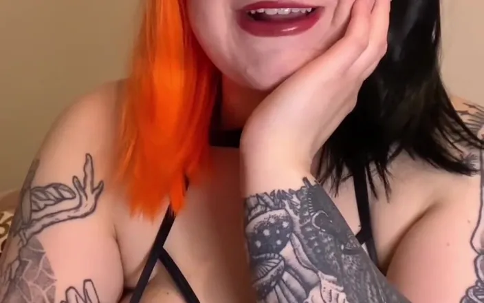 Bigtiddygoth: Hello My Little Loser