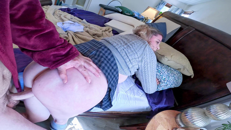 Erin Electra: 내 배다른딸이 내 자지에 크림을 줘