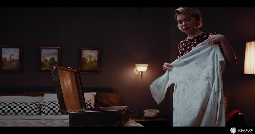 Freeze.xxx: Botique Hotel Live