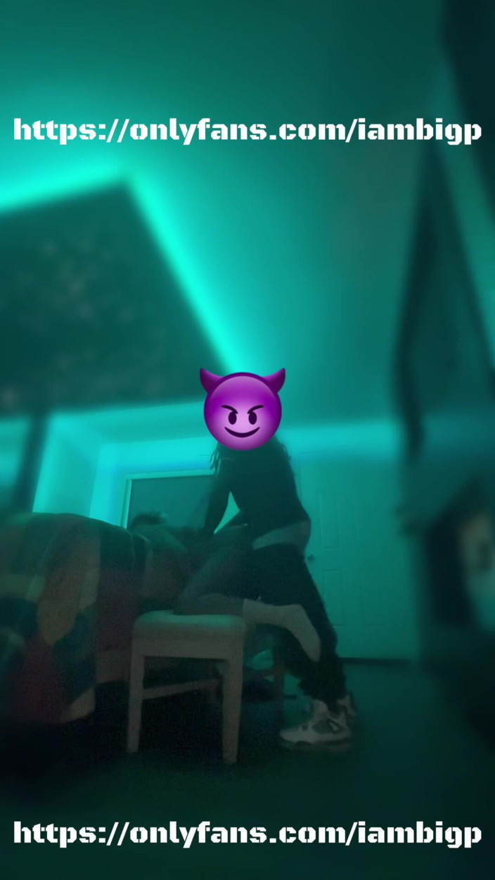 Big P Hef: Cewek ini suka banget twerking sebelum dientot