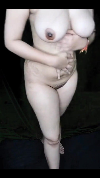 Bigindianmangos: Super het Bhabhi själv knullar i badrummet