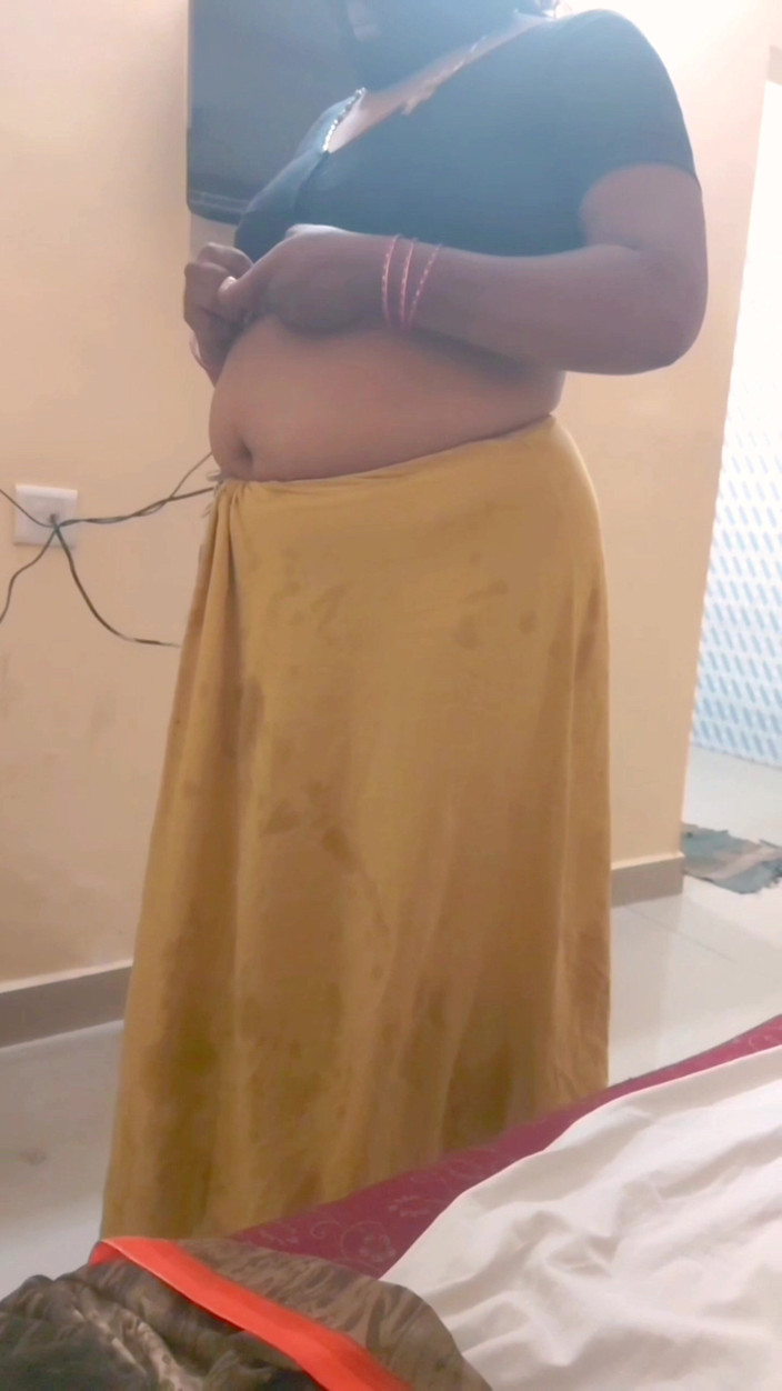 RenuRaj: Desi tamilská bbw manželka Maya Post Sex Nahá koupelna mytí...
