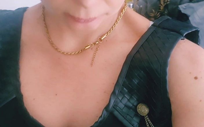 Sofy13: Tu Aimes Ma Nouvelle Tenu Rejoint Moi Pour Me L'enlever