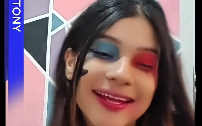 Yulieth Gomez: Une modèle latina après une vraie séance photo