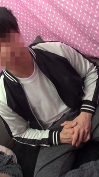Miki i Kana, które obie mają chłopaków, mają swoje pierwsze doświadczenie jako juniorki