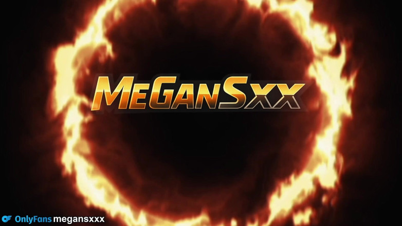 MeGanSxx: Kussenspel en veel seks