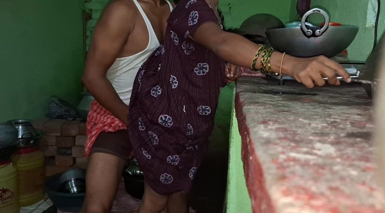 Sumaj: Casal indiano quente faz sexo com esposa sexy