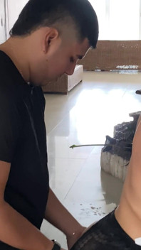 I Seduce My Stepbrother Until I Convince Him to Fuck Me.