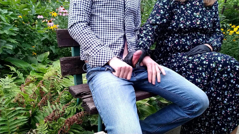 OurFetishLife: Sexy sousedka tajně požádala o mé sperma pro svého paroháčského...