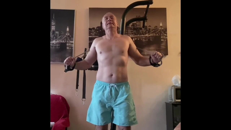 Alex Art: Film v tělocvičně