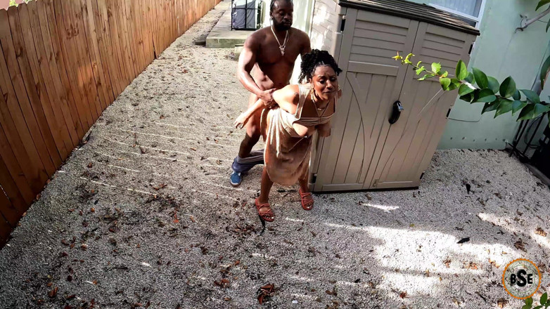 Blackstar xxx: Black Couple Got Caught Fucking Outside on Camera