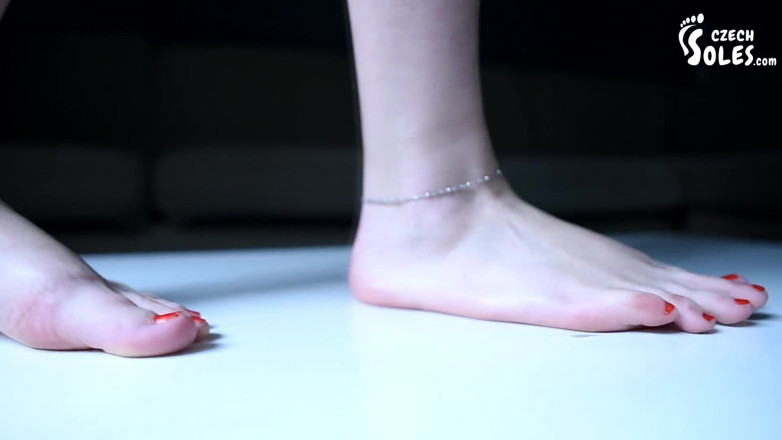 Czech Soles - foot fetish content: Bosý chodidla