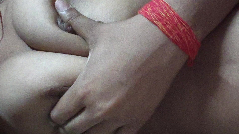 Moma: Video gợi cảm