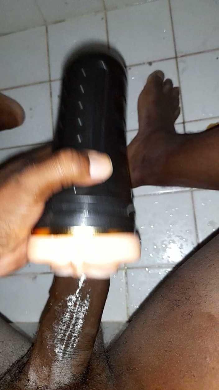 Islandvibes69: Masturbare, seria 12, episodul 10