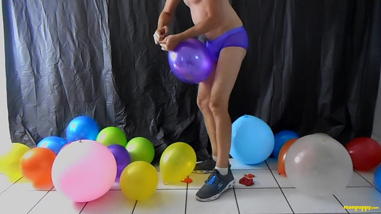 Man Puppy: Grote lul en ballonnen ook!