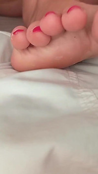 イかないで フットジョブチャレンジ2 - パンティストッキング、ソックジョブ&ベアフットコンピレーション