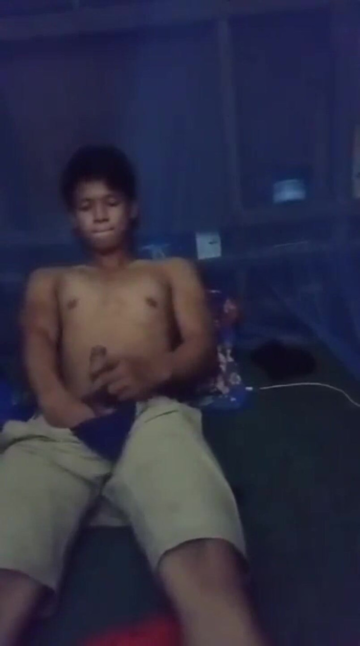 Fleshlab Gay: Panna Sexy Pinoy Twink Boy masturbace