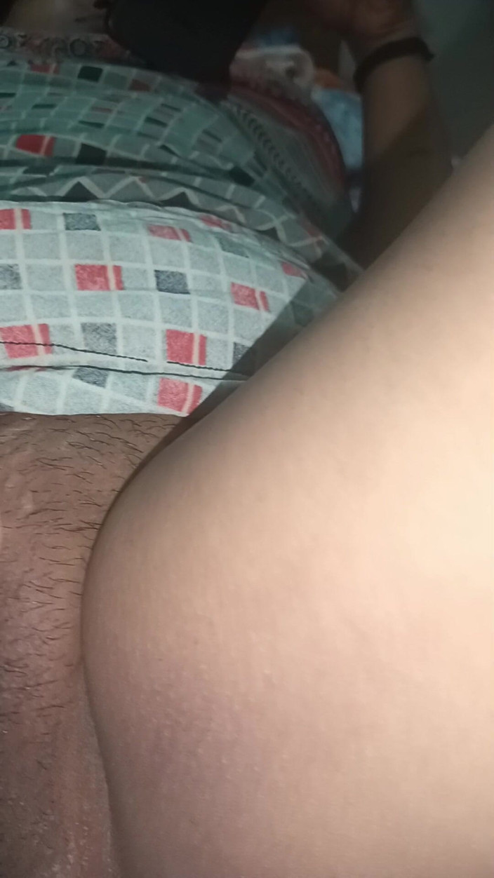 sexylove008: Penggunaan dildo melancap