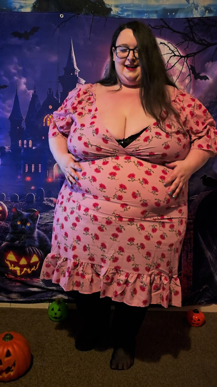 SSBBWLadyBrads: SSBBW Tight and Curvy Dress Haul Oct 2026 Part 1