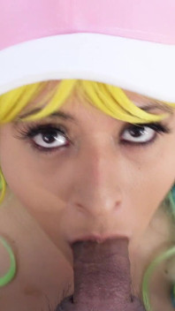 Debut lucah Lucoa