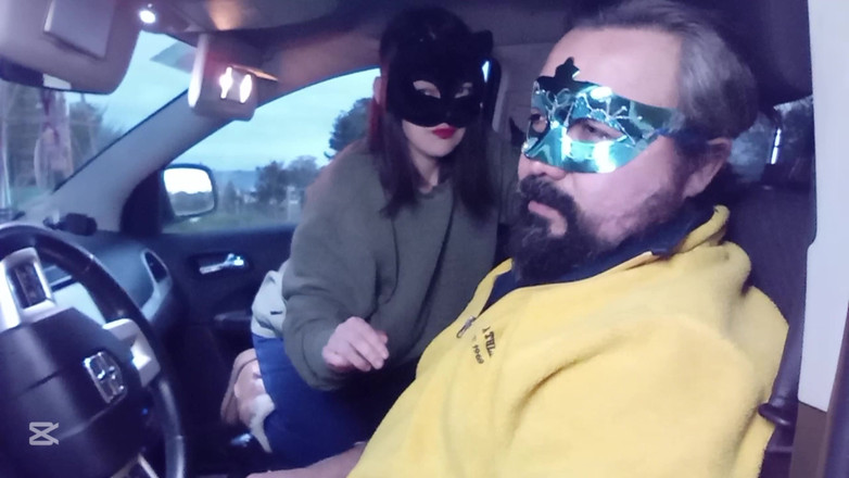 Mois Fantasys: Tampar muka di dalam kereta