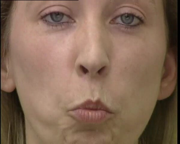 YOUR FIRST PORN: Шланке Кріс Буде Фістен - струнка Кріс хоче фістингувати