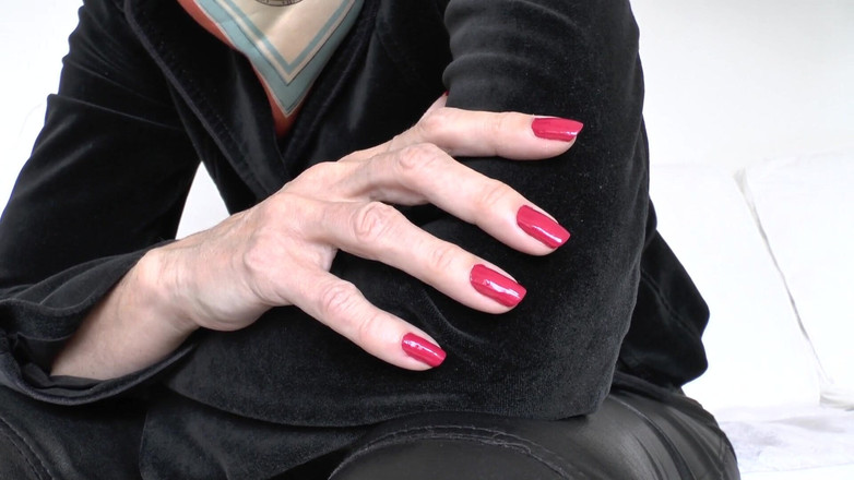 Lady Victoria Valente: Klasyczne czerwone paznokcie, Lady Victoria Valente