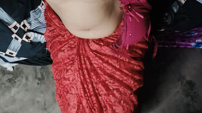 Priya-bhabi2: 침실에서 이웃 의붓오빠에게 따먹히는 인도 거유 Priya-bhabi