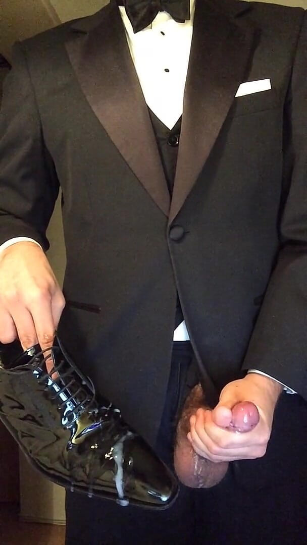 Horny in Tuxedo (Master Shiny Shoes) Horny in Tuxedo (Master Shiny Shoes)
