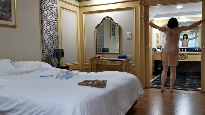 Sissy Cummy Lingerie: Il Risveglio Mattutino Di Sissy Slut Michelle Al Bangkok Hotel &amp;...