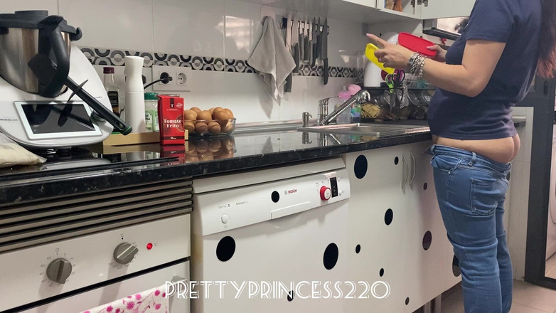 Panfil corina: Legând bucătăria Buttcrack